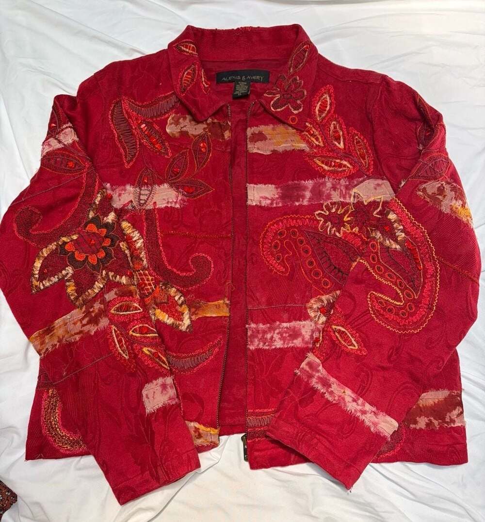 Alexis & Avery Red Embroidered Floral Paisley Beaded Zip Jacket XL